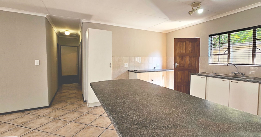3 Bedroom Property for Sale in Radiokop Gauteng