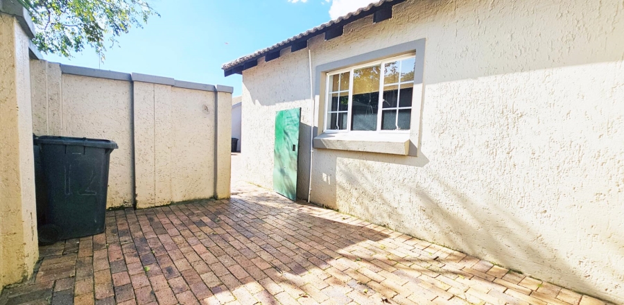 3 Bedroom Property for Sale in Radiokop Gauteng