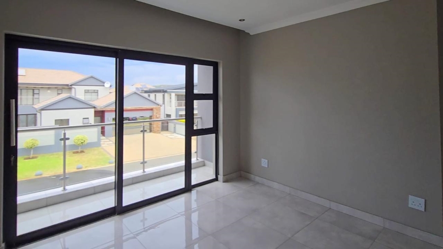 4 Bedroom Property for Sale in Zambezi Manor Lifestyle Estate Gauteng