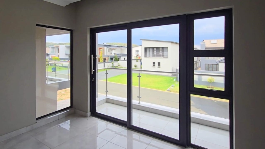 4 Bedroom Property for Sale in Zambezi Manor Lifestyle Estate Gauteng