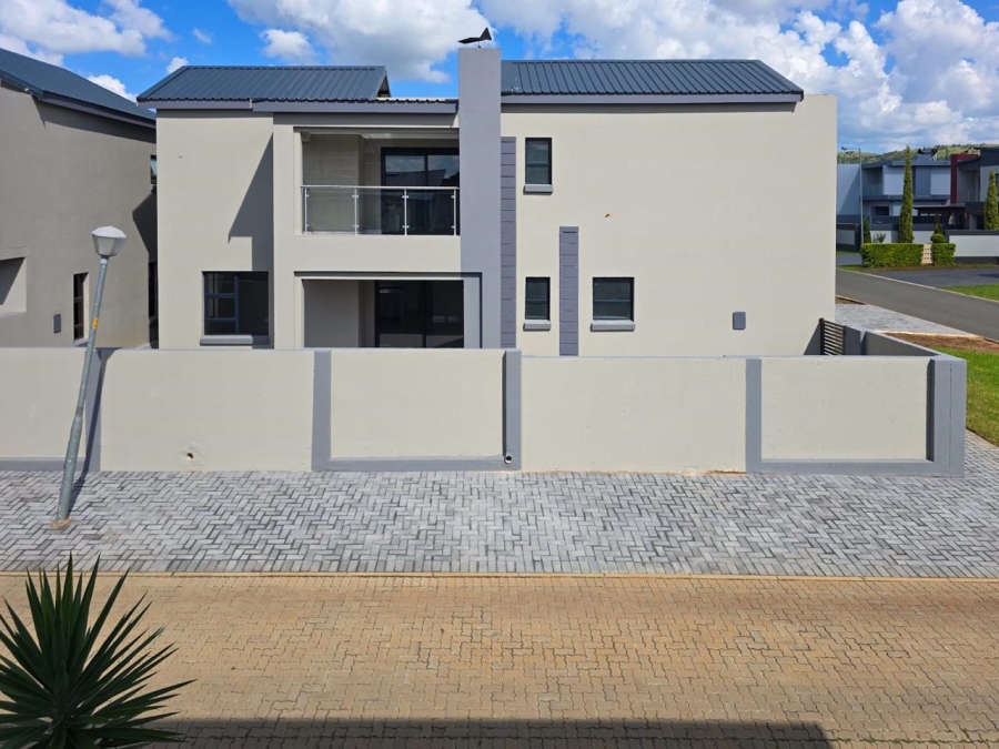 4 Bedroom Property for Sale in Zambezi Manor Lifestyle Estate Gauteng