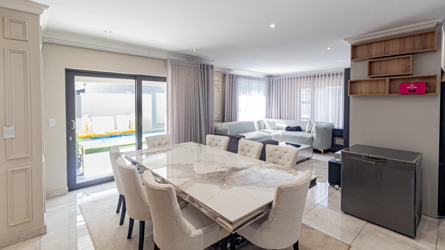 4 Bedroom Property for Sale in Zambezi Manor Lifestyle Estate Gauteng