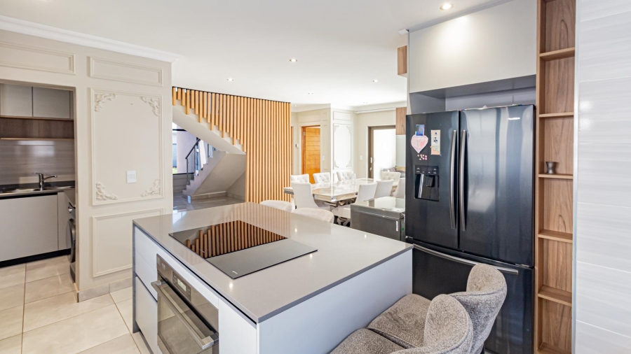 4 Bedroom Property for Sale in Zambezi Manor Lifestyle Estate Gauteng
