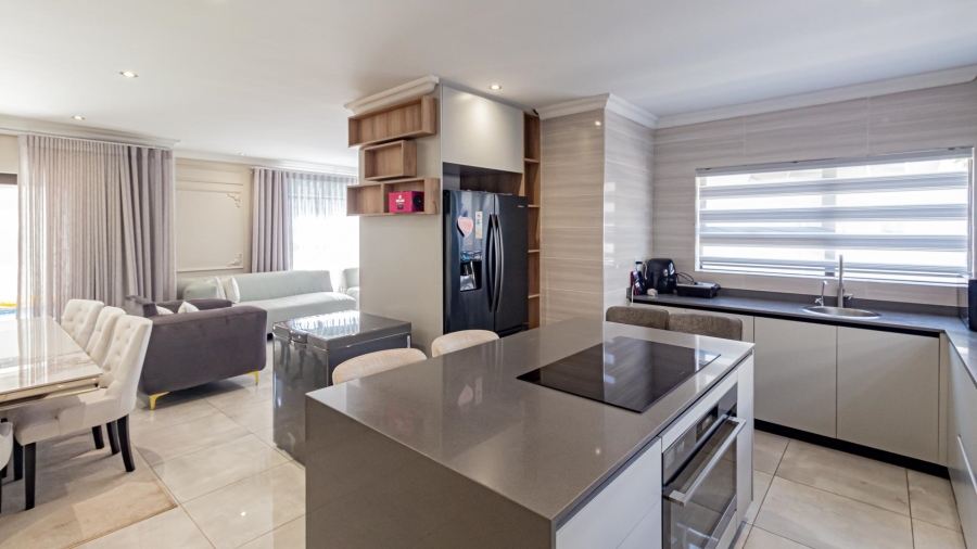 4 Bedroom Property for Sale in Zambezi Manor Lifestyle Estate Gauteng