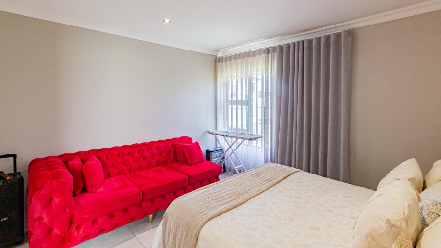 4 Bedroom Property for Sale in Zambezi Manor Lifestyle Estate Gauteng