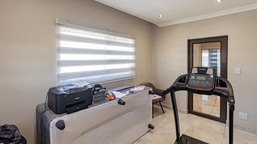 4 Bedroom Property for Sale in Zambezi Manor Lifestyle Estate Gauteng