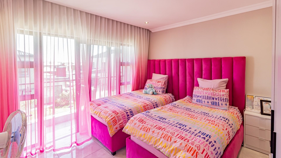 4 Bedroom Property for Sale in Zambezi Manor Lifestyle Estate Gauteng