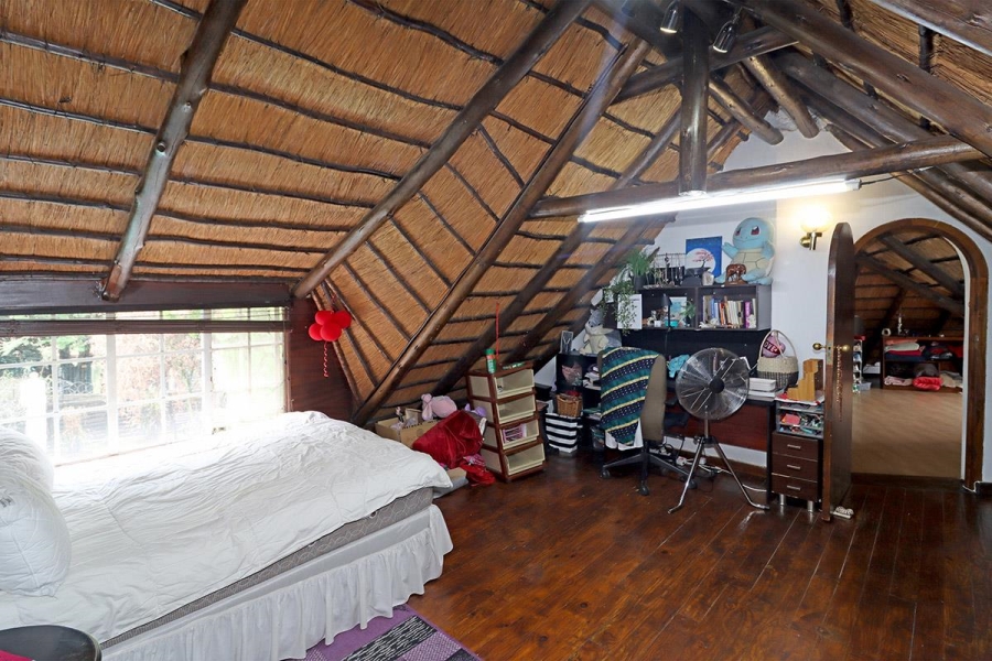 To Let 6 Bedroom Property for Rent in Buccleuch Gauteng