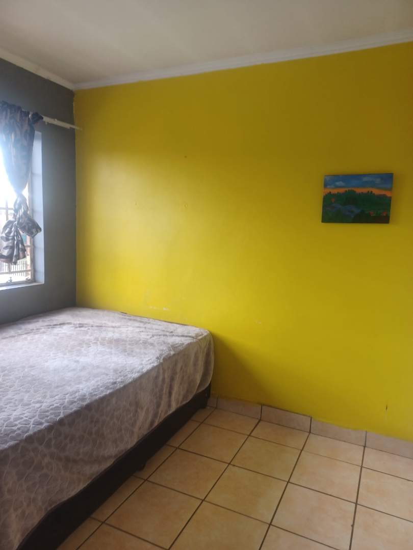 2 Bedroom Property for Sale in Andeon Gauteng
