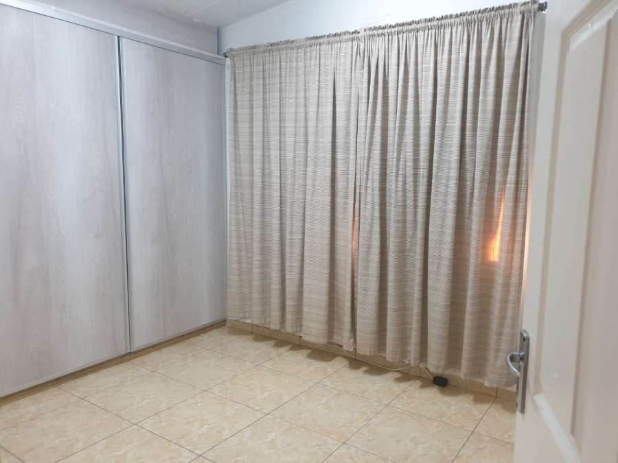 3 Bedroom Property for Sale in Ridgeway Gauteng