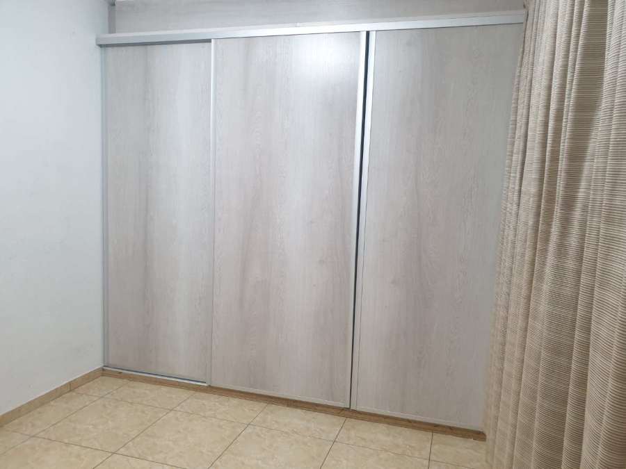 3 Bedroom Property for Sale in Ridgeway Gauteng