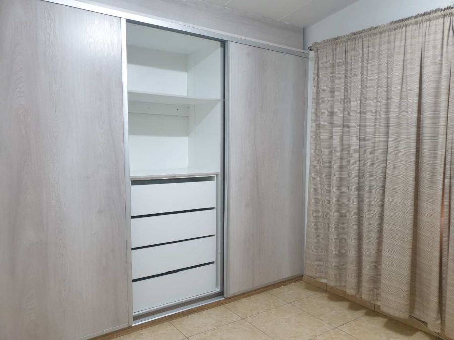 3 Bedroom Property for Sale in Ridgeway Gauteng