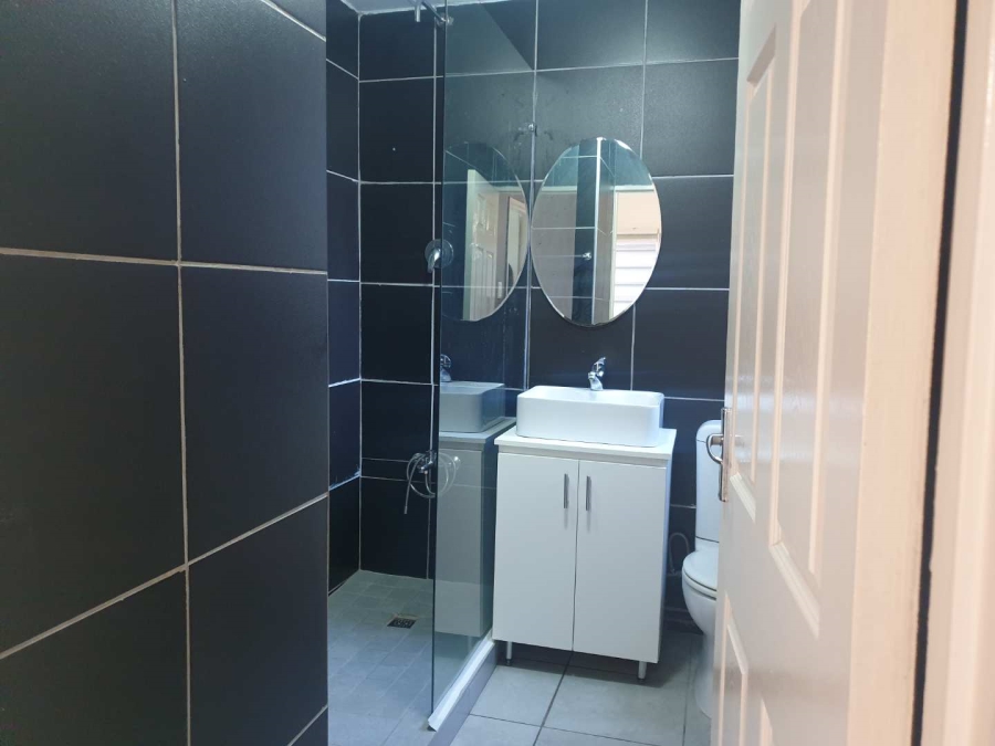 3 Bedroom Property for Sale in Ridgeway Gauteng