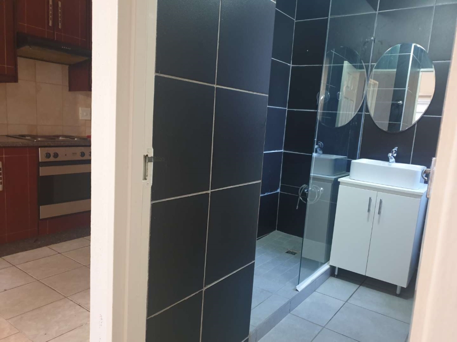 3 Bedroom Property for Sale in Ridgeway Gauteng
