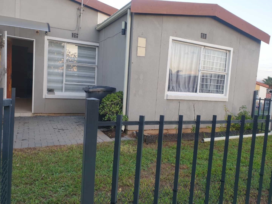 3 Bedroom Property for Sale in Ridgeway Gauteng