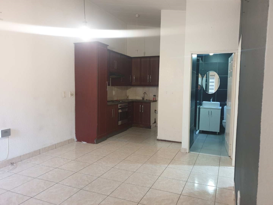 3 Bedroom Property for Sale in Ridgeway Gauteng