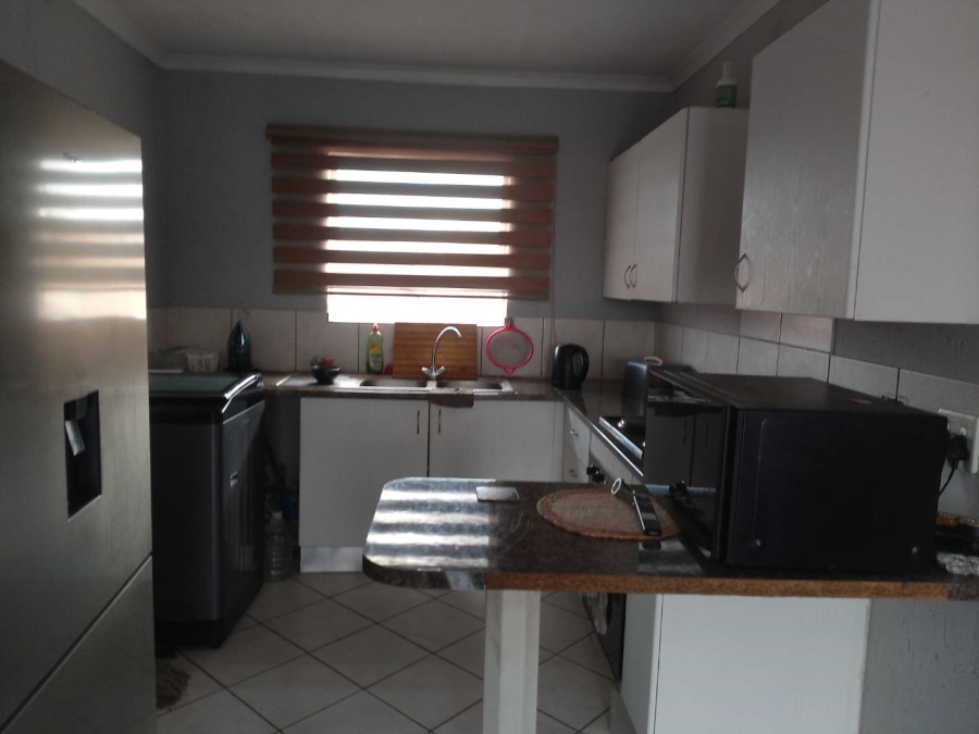 2 Bedroom Property for Sale in Groblerpark Ext 9 Gauteng