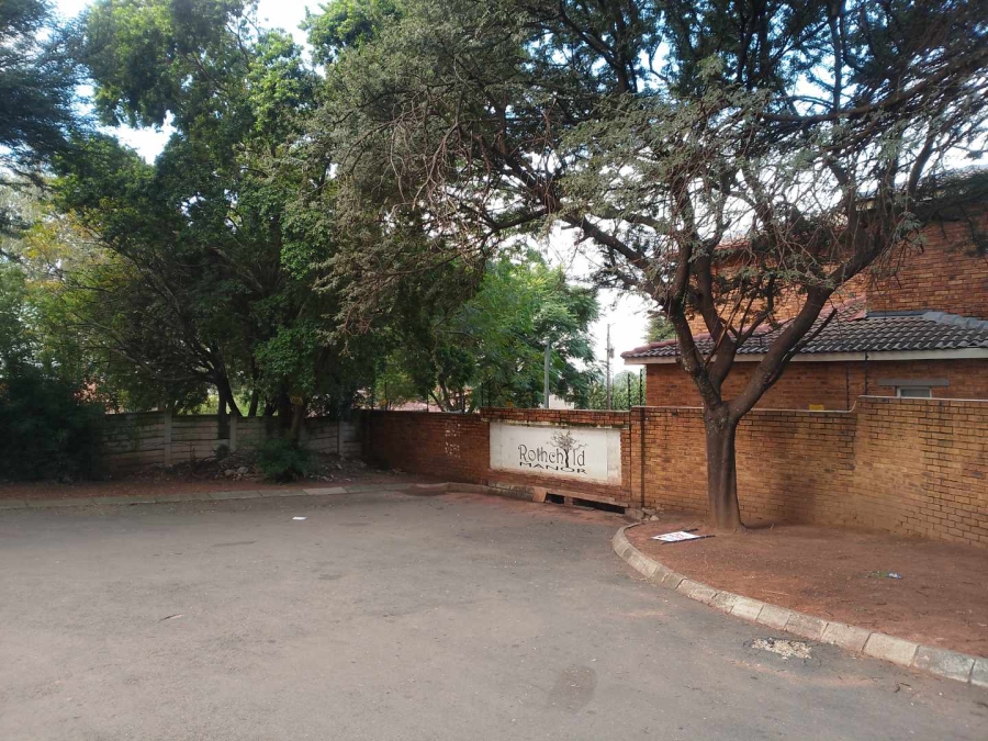 2 Bedroom Property for Sale in Groblerpark Ext 9 Gauteng