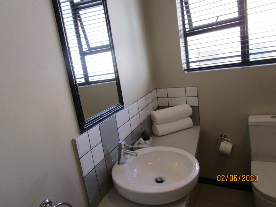 2 Bedroom Property for Sale in Rosebank Gauteng