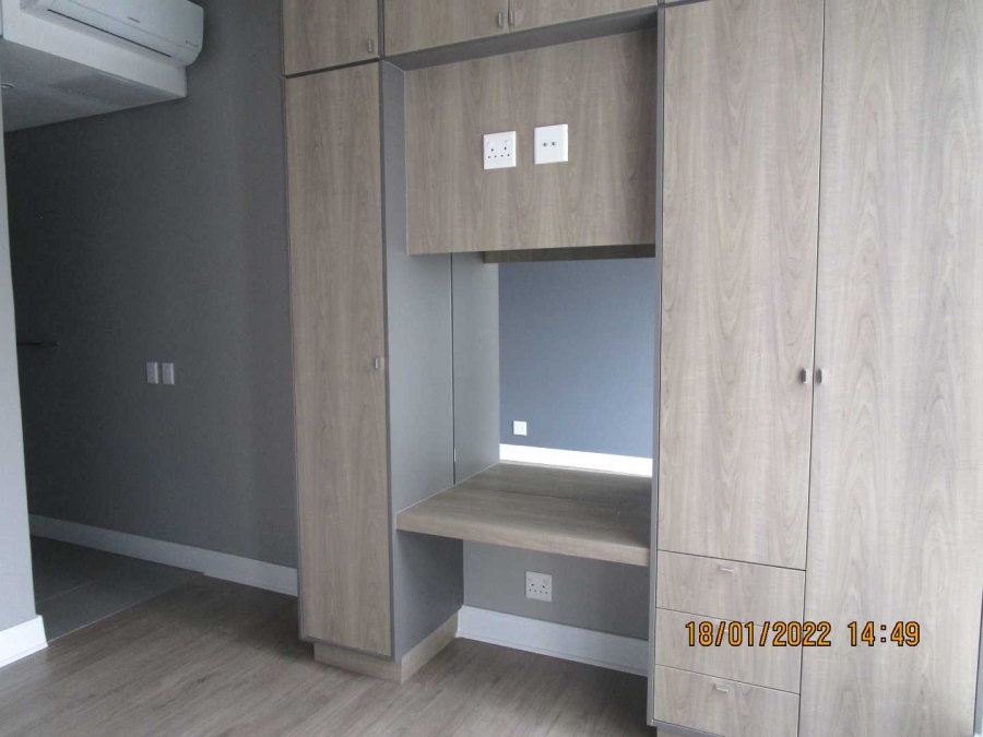 To Let 3 Bedroom Property for Rent in Rosebank Gauteng