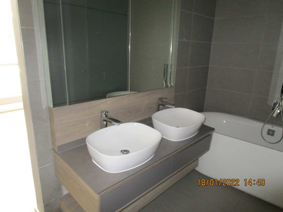 To Let 3 Bedroom Property for Rent in Rosebank Gauteng
