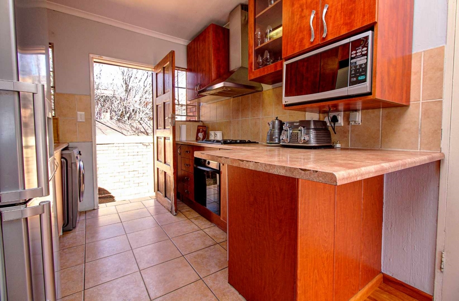 2 Bedroom Property for Sale in Honeydew Manor Gauteng