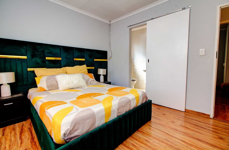 2 Bedroom Property for Sale in Honeydew Manor Gauteng