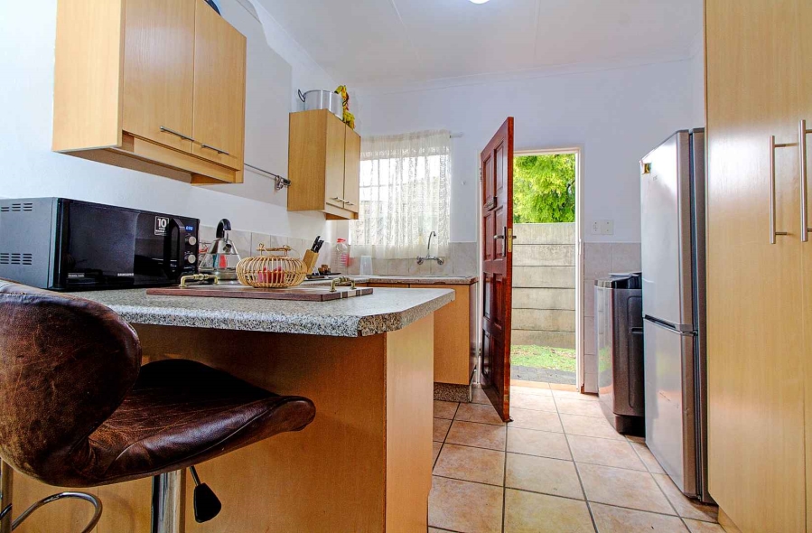 2 Bedroom Property for Sale in Weltevreden Park Gauteng