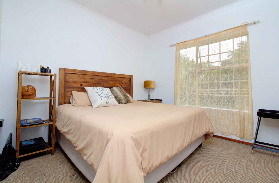 2 Bedroom Property for Sale in Weltevreden Park Gauteng