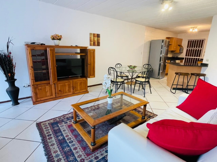 To Let 2 Bedroom Property for Rent in Illovo Gauteng