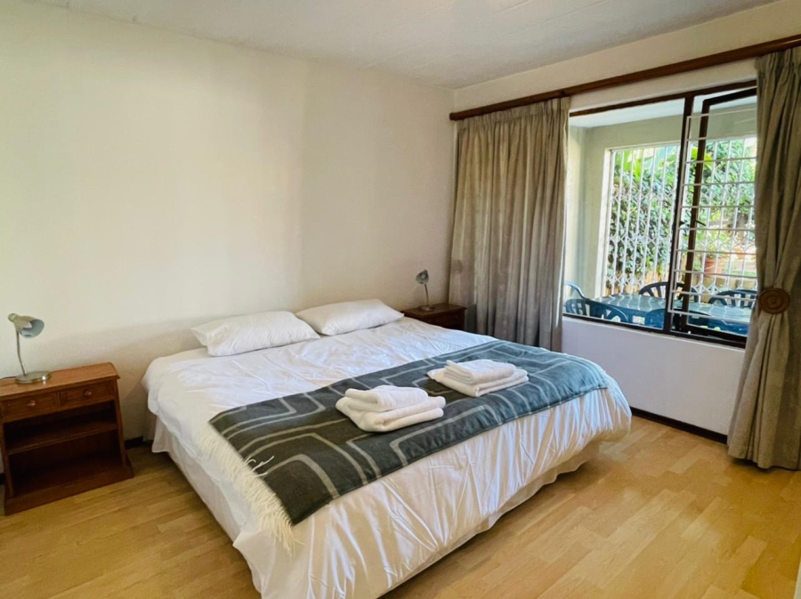 To Let 2 Bedroom Property for Rent in Illovo Gauteng