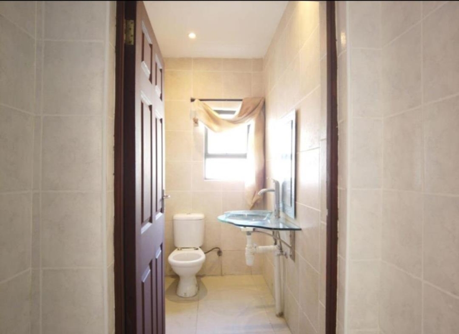 6 Bedroom Property for Sale in Summerset Gauteng