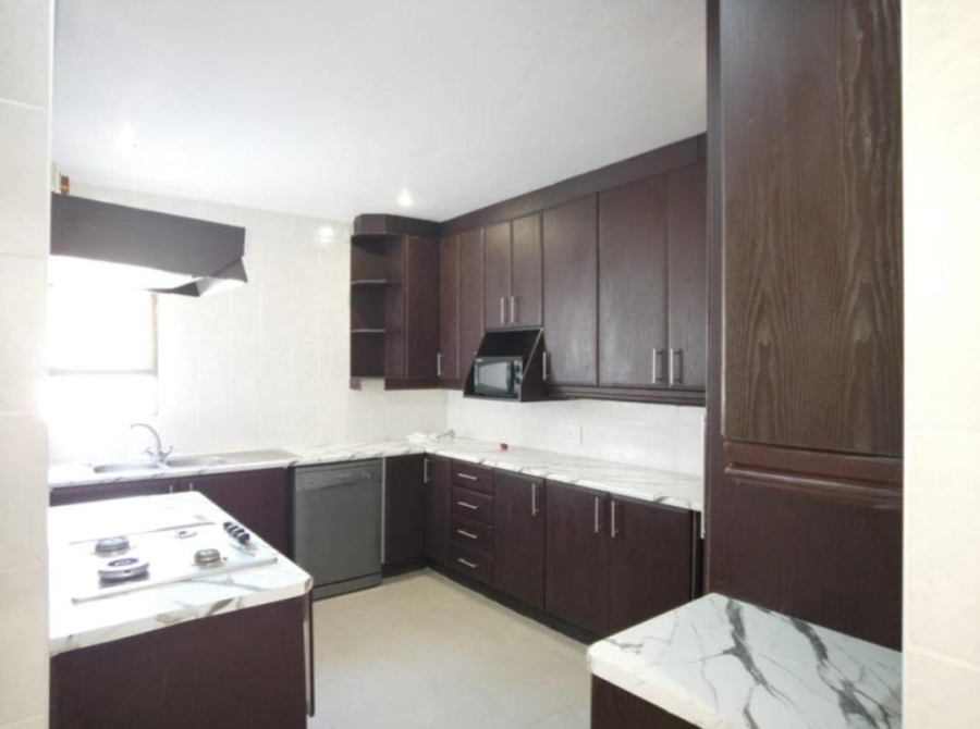 6 Bedroom Property for Sale in Summerset Gauteng