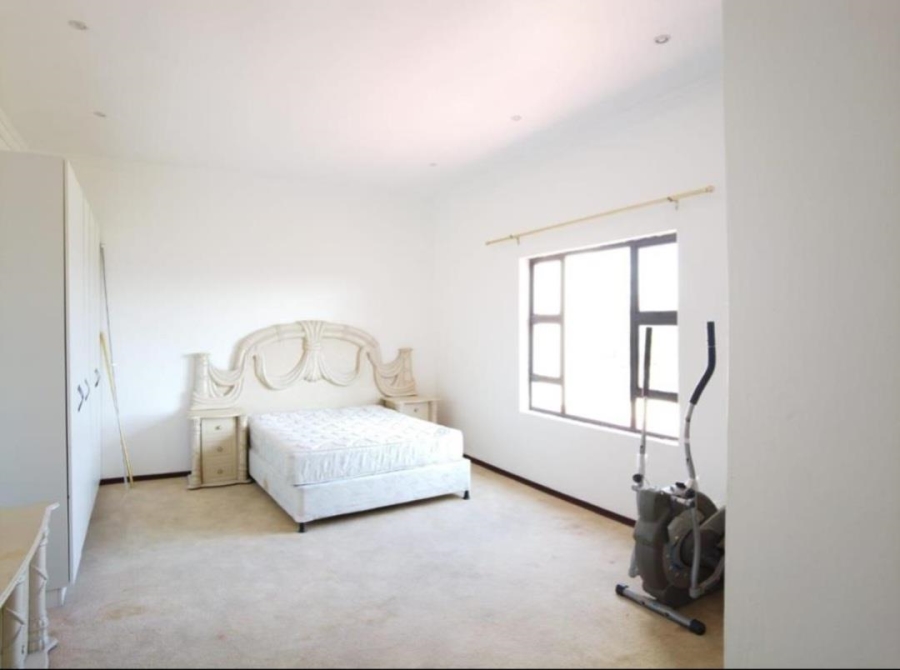 6 Bedroom Property for Sale in Summerset Gauteng