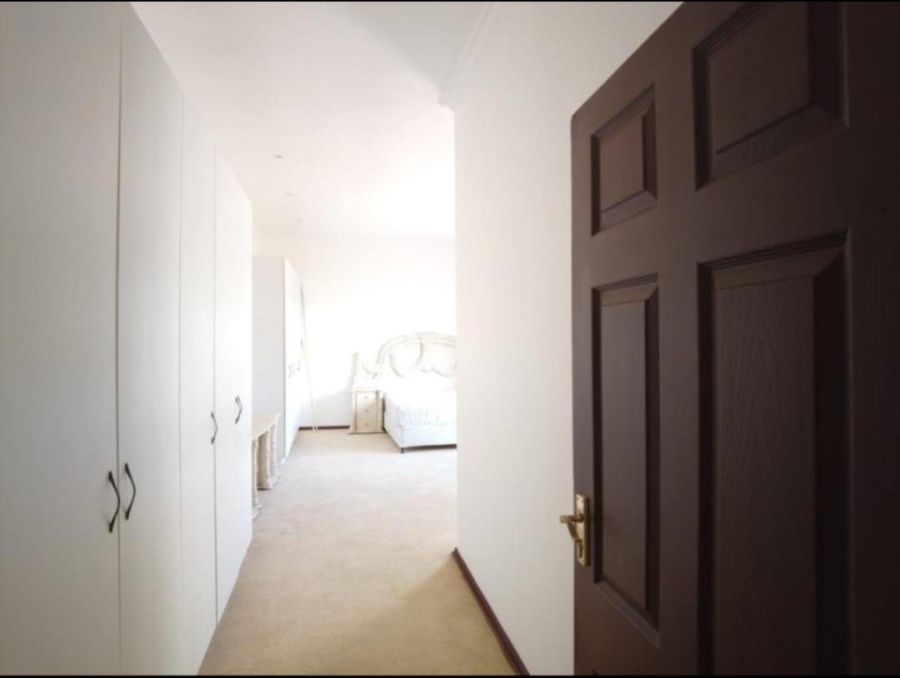 6 Bedroom Property for Sale in Summerset Gauteng