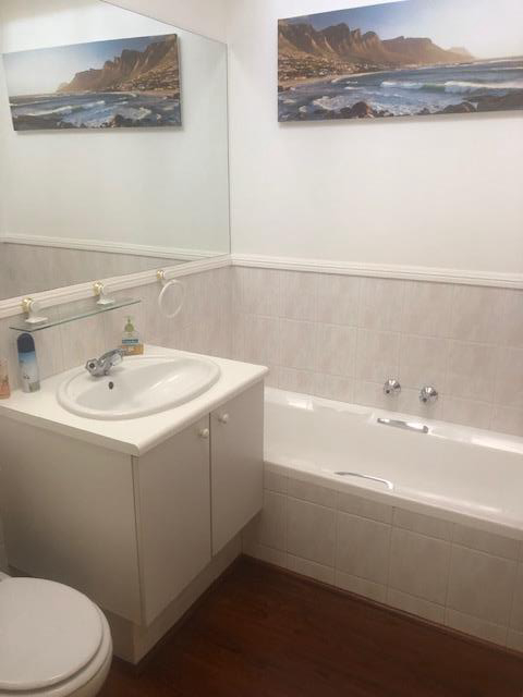 To Let 3 Bedroom Property for Rent in Illovo Gauteng