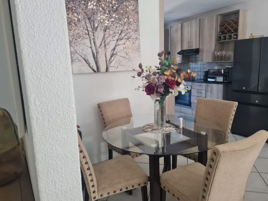 3 Bedroom Property for Sale in Ravenswood Gauteng