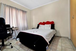 To Let 1 Bedroom Property for Rent in Sunninghill Gauteng