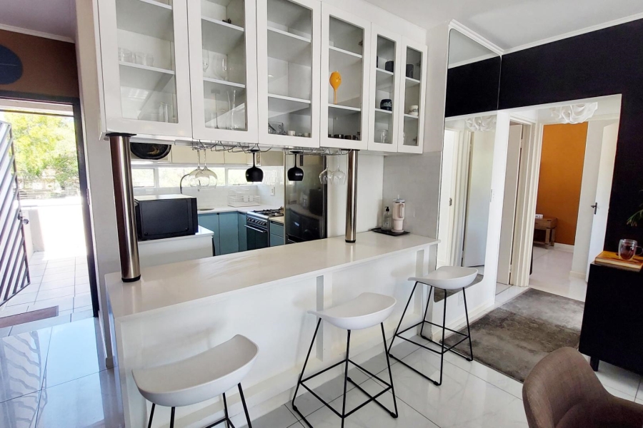 2 Bedroom Property for Sale in Bryanston Gauteng