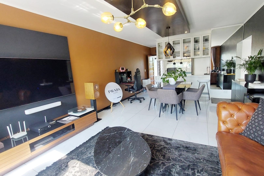 2 Bedroom Property for Sale in Bryanston Gauteng