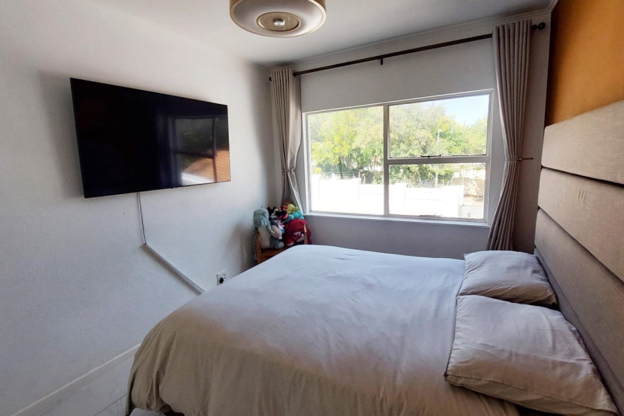 2 Bedroom Property for Sale in Bryanston Gauteng