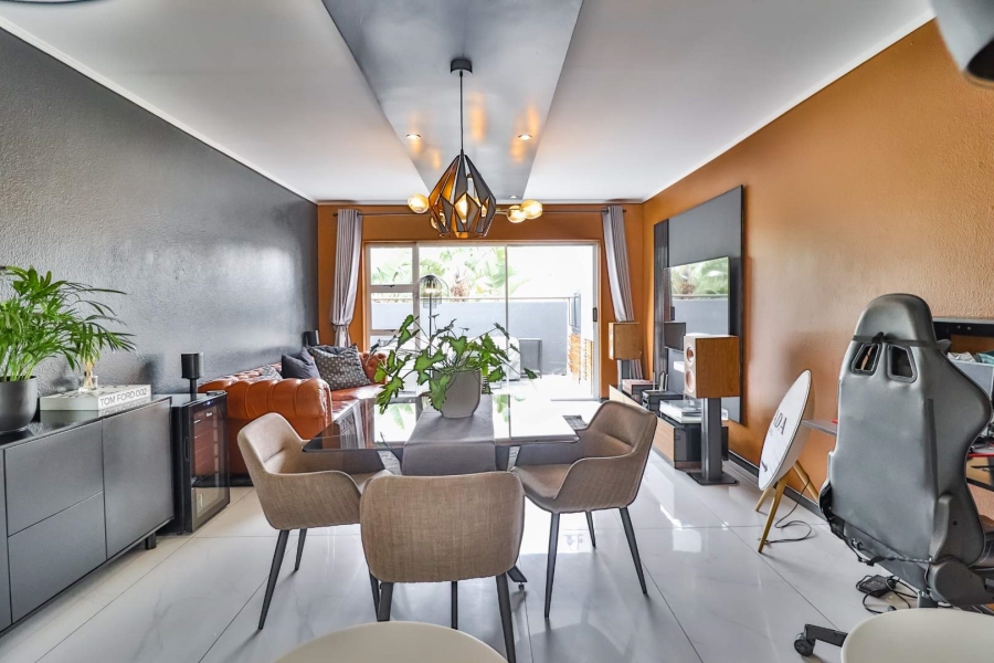 2 Bedroom Property for Sale in Bryanston Gauteng