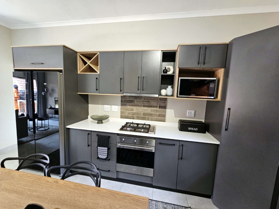 3 Bedroom Property for Sale in Boardwalk Villas Gauteng