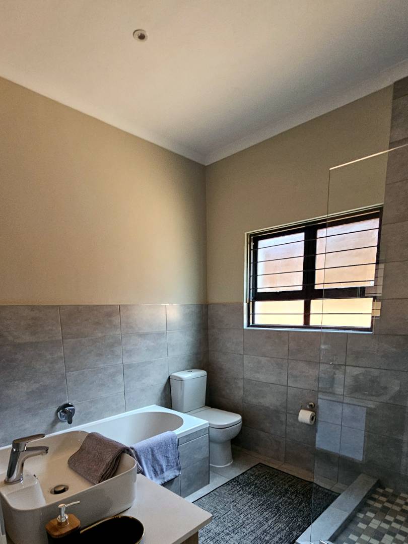 3 Bedroom Property for Sale in Boardwalk Villas Gauteng