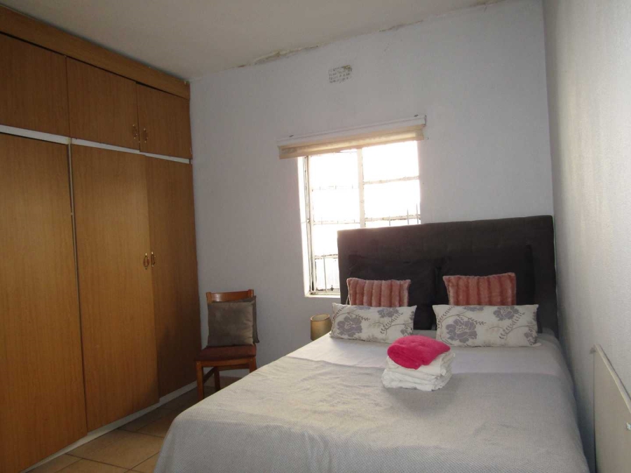 5 Bedroom Property for Sale in Brixton Gauteng