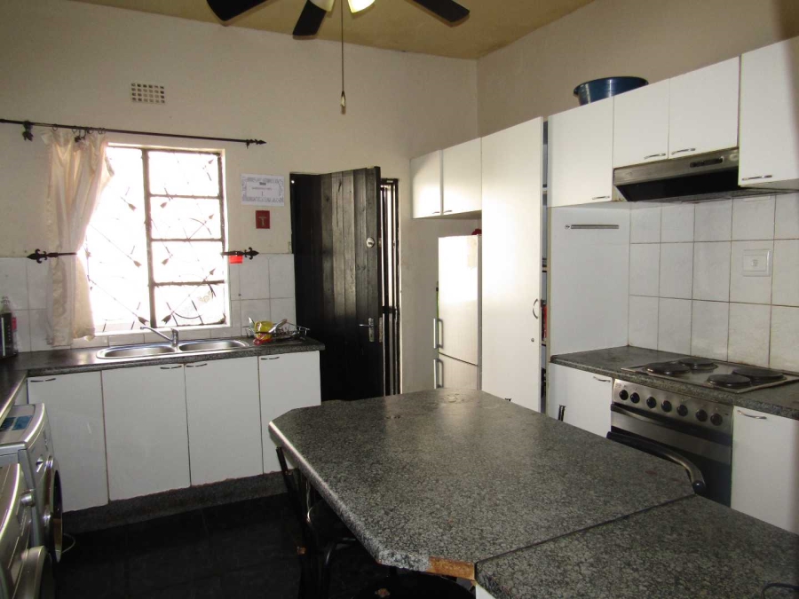5 Bedroom Property for Sale in Brixton Gauteng