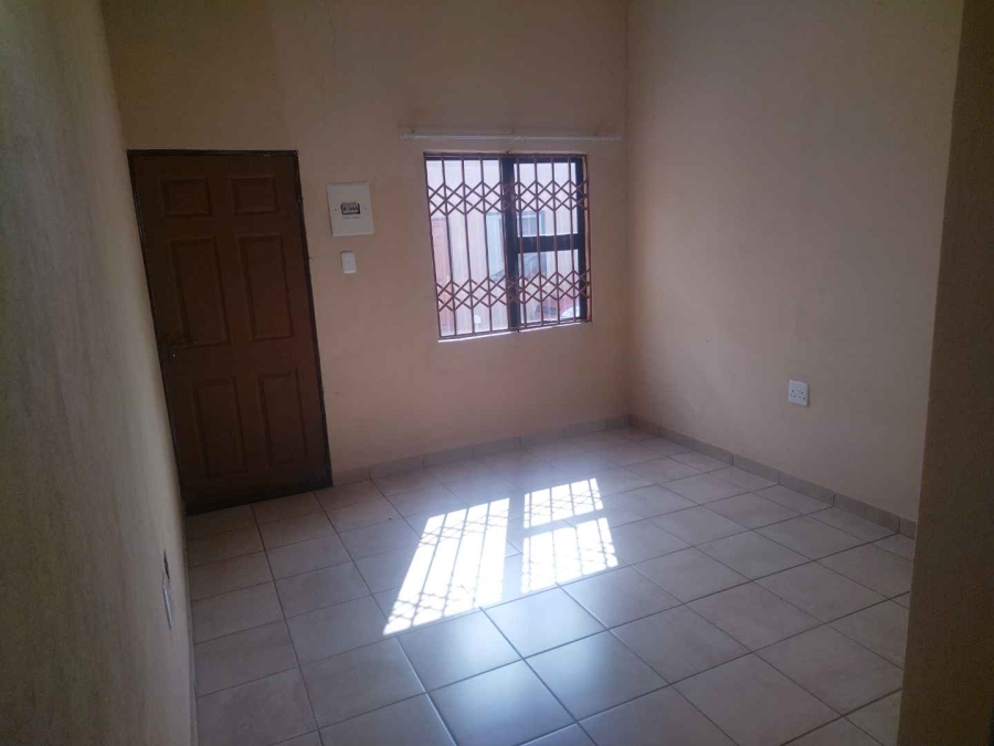 16 Bedroom Property for Sale in Soshanguve South Gauteng