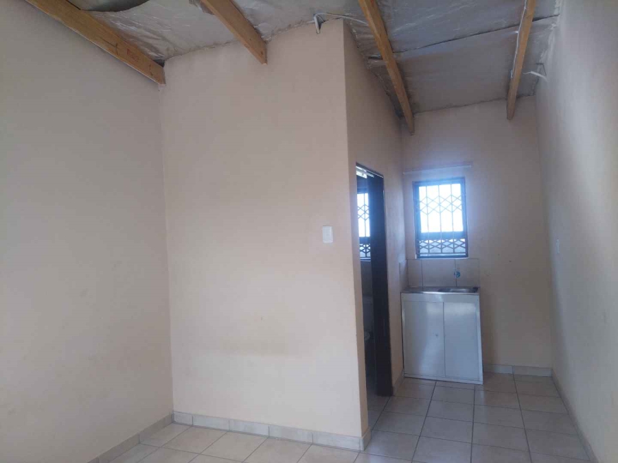 16 Bedroom Property for Sale in Soshanguve South Gauteng