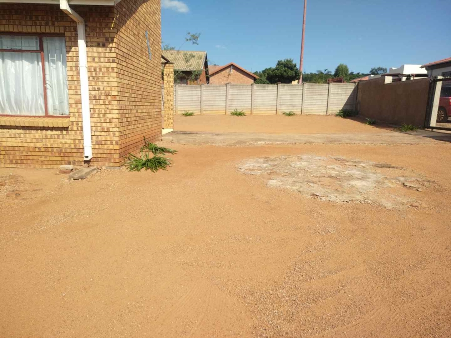 3 Bedroom Property for Sale in Soshanguve DD Gauteng