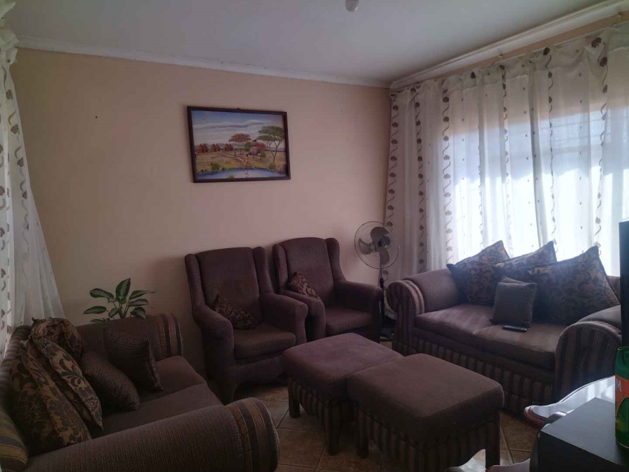 3 Bedroom Property for Sale in Soshanguve DD Gauteng
